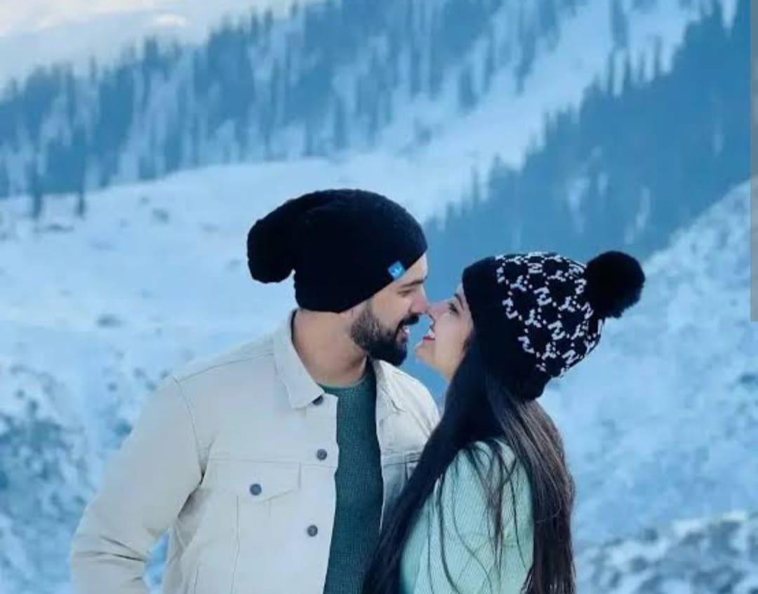 Kashmir-Honeymoon-Packages.jpg; ?>